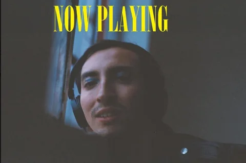 Cartel de Now playing